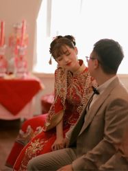 -莫小姐婚纱
