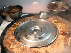 卤煮火烧-门框胡同百年卤煮(新街口店)