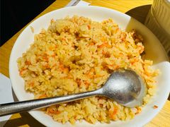胡萝卜焖饭-关东小磨东北菜(上海长风大悦城店)