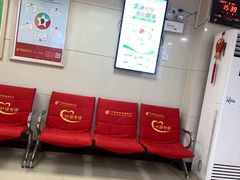 -中国邮政储蓄银行(麓景路营业所)