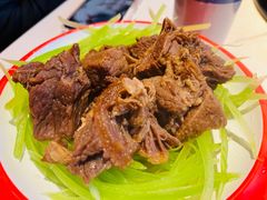-爱你您·自家鱼塘·活水喷泉鱼火锅(八里店)