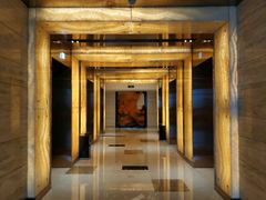 -上海龙之梦万丽酒店