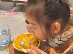 -必胜客(港悦广场店)