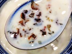 -赵记传承特色牛奶甜品(泉城广场店)