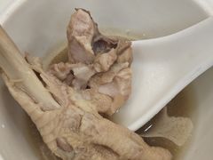 -泉龙渔村·粤式早茶·金牌烧鹅(中山三乡店)