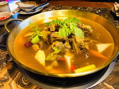 -顶顶汤火牛排火锅·经典铜锅涮肉