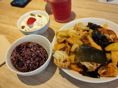 -轻蔬不用等·素食(江苏路店)