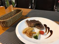 菲力牛排-美拉维苏披萨(华科店)