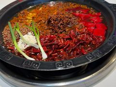 -卤校长老火锅(杨家坪直营店)