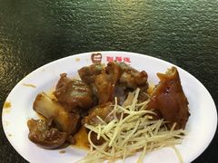 -胡须张鲁肉饭(美食文化馆店)