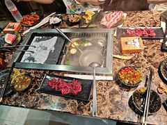 -牛里牛气· 榴莲海鲜鲜牛肉自助火锅·烤肉(横岗店)