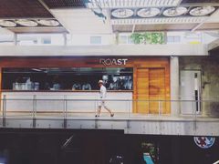 -ROAST coffee & eatery