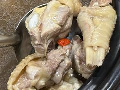 -菌之家·专业纯野生菌火锅·特色炒菌