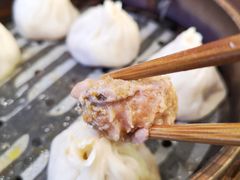 蟹粉小笼-老半斋(福州路店)