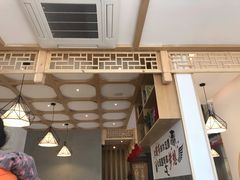 -兔行天下-鸿鹤鲜锅兔(中海国际店)