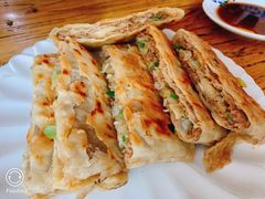 -溢心园香河肉饼总店