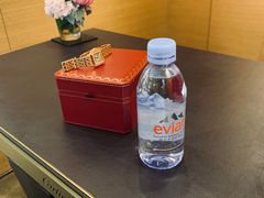 -卡地亚(杭州大厦精品店)