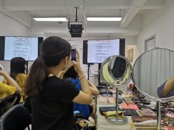 -KISS U 国际美学