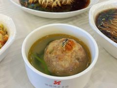 蟹粉狮子头-怡园饭店-餐厅(四望亭店)