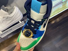 -Air Jordan(世贸天阶店)