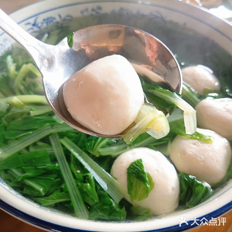 # 绍兴历史保护街区美食