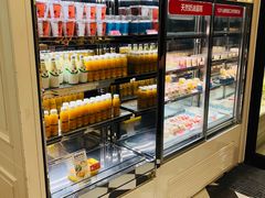 面包甜点陈列柜-味多美蛋糕(马家堡永辉店)