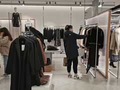-ZARA(大上海时代广场店)