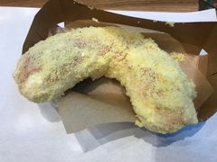 香蕉味奶油面包-巴黎贝甜(常德路店)