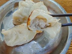 -黄阿姨锅贴大王(万航渡路店)