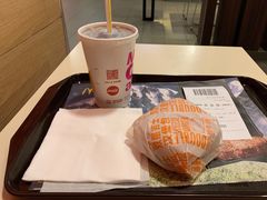 -麦当劳(岚皋路品尊国际店)