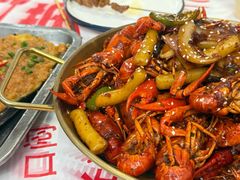 -老班长·小龙虾·鲜货烧烤大排档(金街美地店)