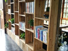 -楠柏弯休闲山庄(梨花溪店)