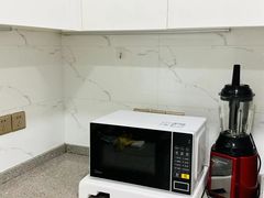 -笨猪青年旅舍(西乡地铁站店)