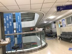 -上海市松江区中心医院