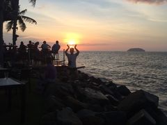 -Sunset Bar(丹绒亚路香格里拉店)