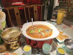 -卢大鲜鱼头捞饭(美利广场店)