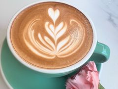 -Line 咖啡(石厦花园店)