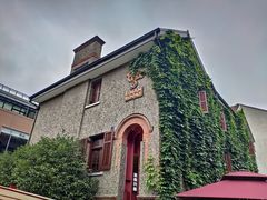 -思南书局(复兴中路店)