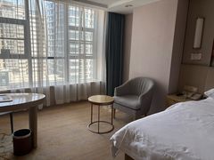 -维也纳国际酒店·西京医院胡家庙地铁站店