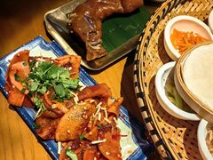 黔灵山酸萝卜-包整·丝娃娃(一览甲秀楼风景店)