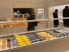 面包甜点陈列柜-好利来(马栏广场店)