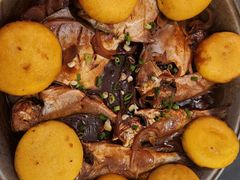 鱼锅饼子-五谷丰登农家院·地道胶东菜·海鲜烧烤(威海店)