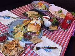 -鲨鱼美式餐厅酒吧Sharky