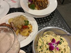 -申德勒加油站餐厅(三里屯北小街店)