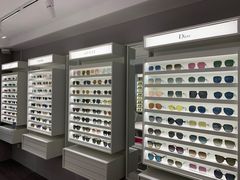 -目艮眼镜SHOWROOM(品牌集合店)