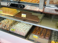 -鲍师傅糕点(西站店)