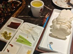 -瓦国小镇·果木烤鸭·融合菜(西口店)