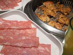 -钱小奴创意自助餐厅·山野黑猪肉畅吃(苏州昆山招商花园城店)