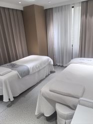 -康美贞·痘肌养护管理中心