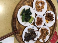 -桥香园云南过桥米线(金马碧鸡店)
